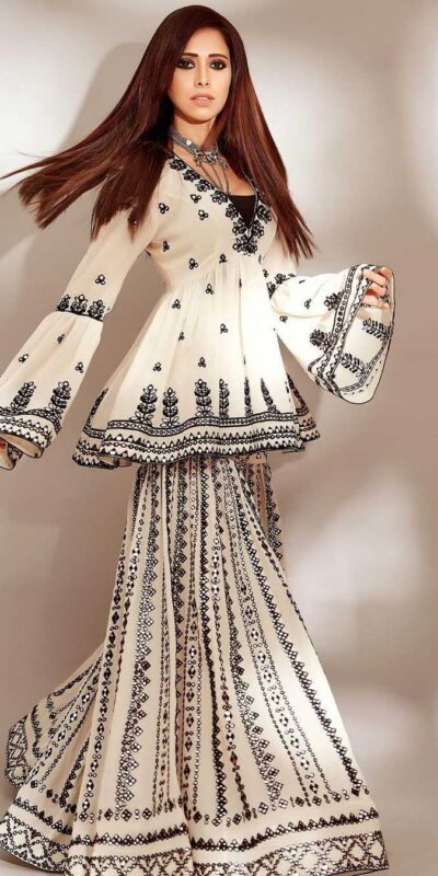 NSR 1139 White & Black Top : Heavy Georgette Top Work : Embroidery Work With Embroidered Bell Sleeve Party, Daily, Wedding, Events @ | Salwar suit, Designer Suits, Casual Suits, Creative suits, Palazzo Suits, Party Wear Suits, Straight Suits