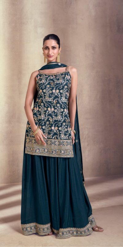 Artful Peacock Green Georgette Embroidery Work Salwar Suit