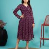 Aesthetically Pleasing Purple Color fox Georgette Printed Kurti