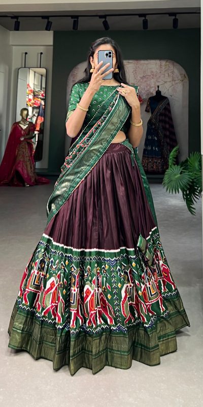 LNB 1623 Brown Color Fabulous Dola Silk Patola Print And Foil Work Lehenga Choli Wedding, Festive, Events Expected Delivery 4-6 Working Days@2199/- Only | Lehenga, Bollywood Lehenga, Creative Lehenga, Designer Lehenga, Embroidered Lehenga, Party Wear Lehenga