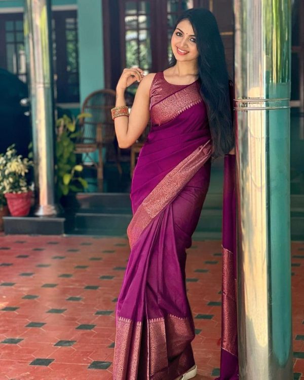 Perfect Pink Color Soft Litchi Silk Jacquard Work Saree