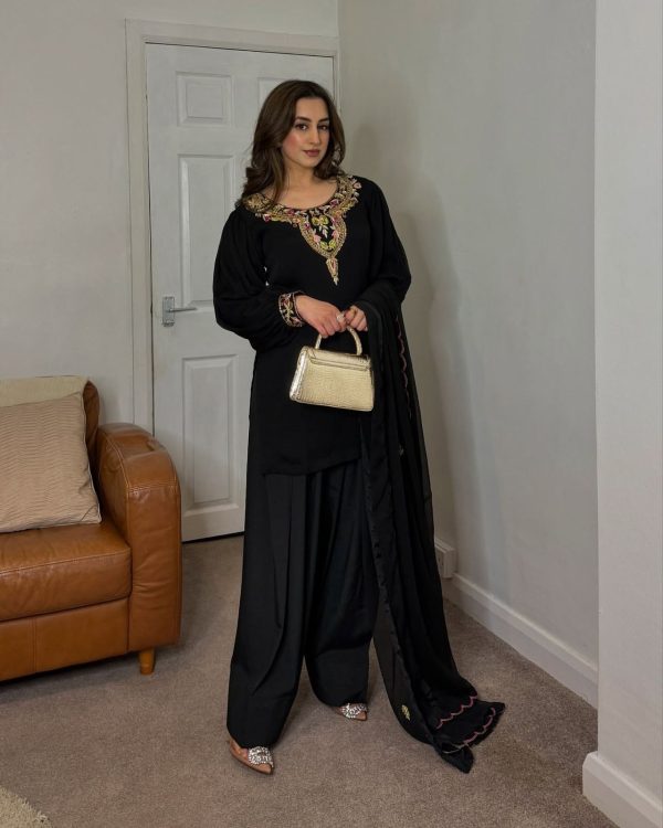 NSR 854 Black Faux Georgette Salwar Suit Perfect for Wedding, Party, Lohri, Mehendi, Karwa Chauth –. Introductory Price ₹1849. Delivery 4-6 Working Days | Jump Suits, Salwar suit, Designer Suits, Casual Suits, Creative suits, Palazzo Suits, Party Wear Suits, Patiala Suits, Straight Suits