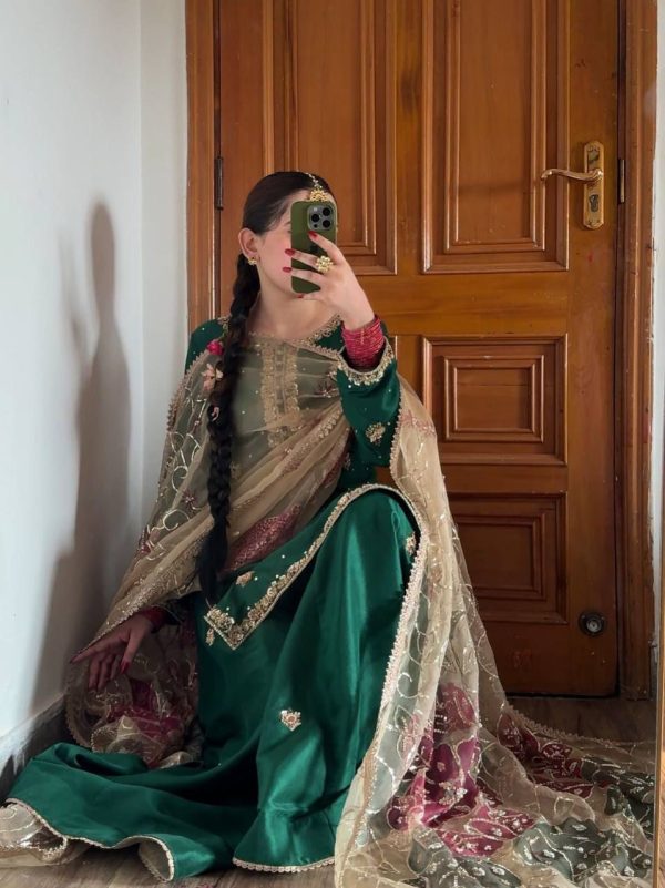 LG 1996 Green Chinon Salwar Suit Perfect for Wedding, Party, Festival Celebrations, Diwali, Lohri . Grab it for ₹1999. Delivery 4-6 Working Days. | Jump Suits, Salwar suit, Designer Suits, Casual Suits, Creative suits, Palazzo Suits, Party Wear Suits, Patiala Suits, Straight Suits
