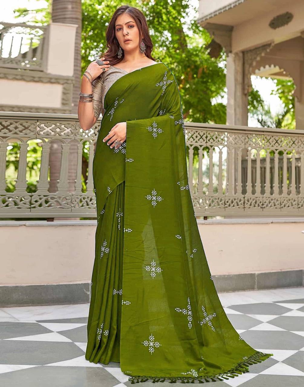 Mehendi Natural Silk With Thread Embroidery Saree