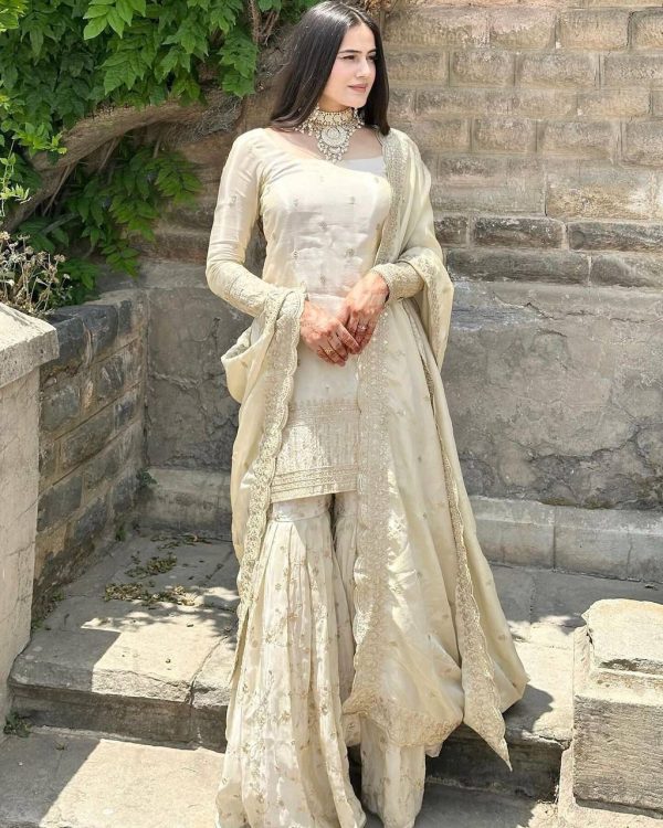 Off White Chinnon Silk With Embroider Salwar Suit