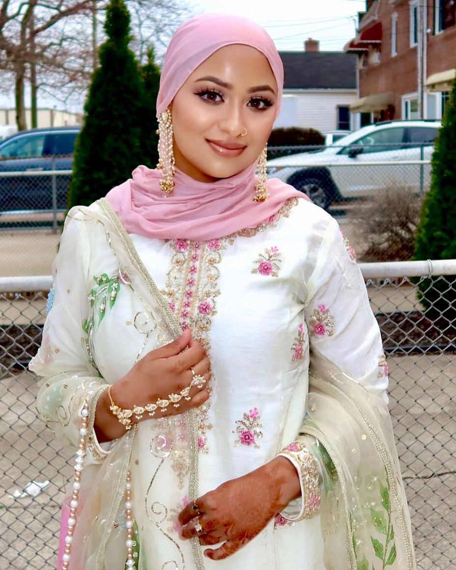 Off White Chinon Embroidery Work Salwar Suit - Image 6