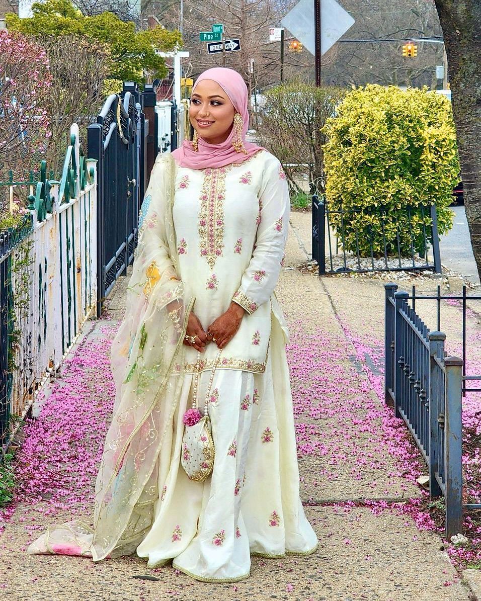 Off White Chinon Embroidery Work Salwar Suit - Image 5