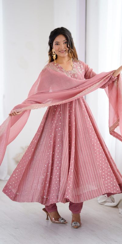 SRK 5293 Peach With Crunchy Silk With Fully Flair with Lace Work & Embroidery Work Anarkali Gown . Introductory Price ₹2149. Delivery 4-6 Worki | Gowns, Bollywood Gowns, Creative Gowns, Designer Gowns, Embroidered Gowns, Party Wear Gowns
