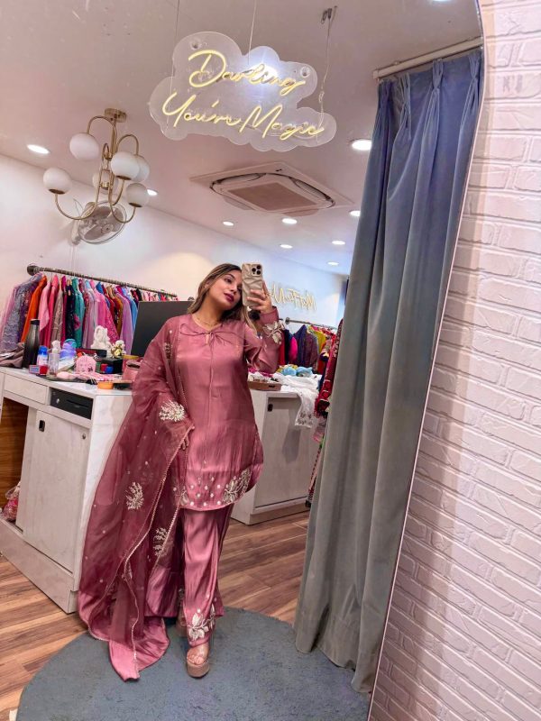 Peach Natural Crep Silk Embroidery Salwar Suit