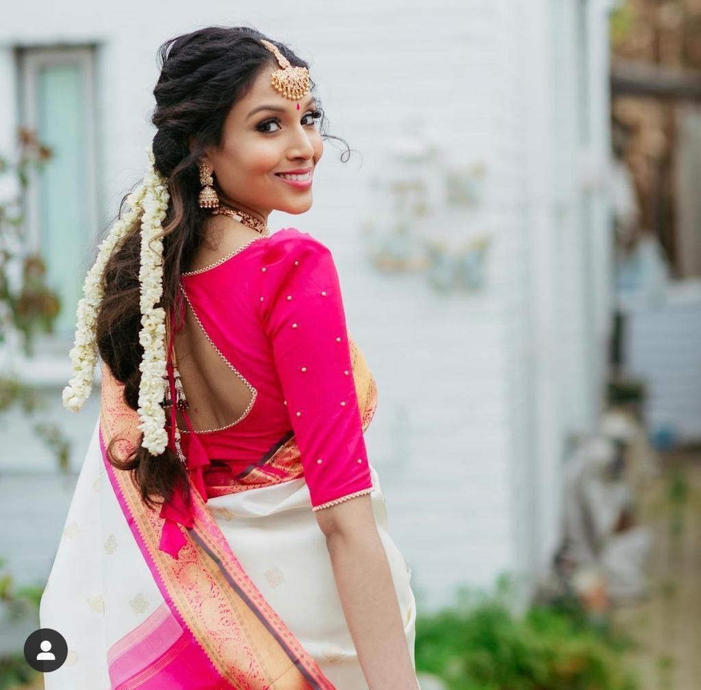 Pink Lichi Silk With Lace Jacquard Work Saree - Image 5