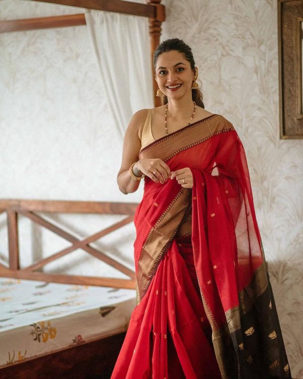 Red Soft Lilan Slab Weaving Work Saree