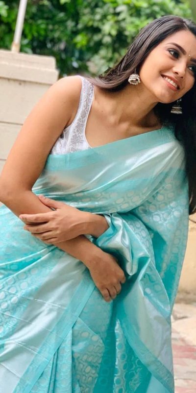 KP 3038 Yellow Soft Lichi Silk with Lace Border & Lace Work Saree . Special Price ₹1349. Delivery 4-6 Working Days. Shop now. | Sarees, Bollywood Sarees, Creative Sarees, Designer Sarees, Embroidered Sarees, Ethnic Saree, Modern Digital sarees, Party Wear Sarees