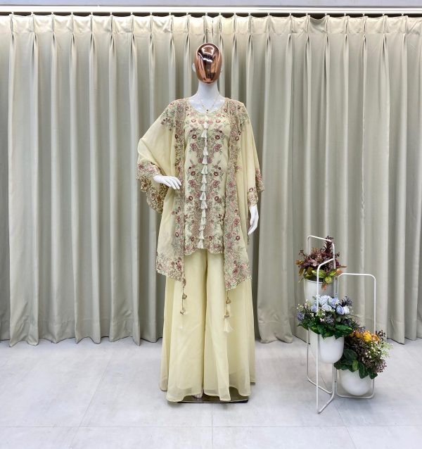 Off White Faux Georgette Embroidery Work Salwar Suit