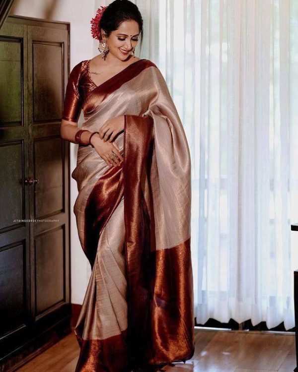Off White Soft Lichi Silk On All Over Saree