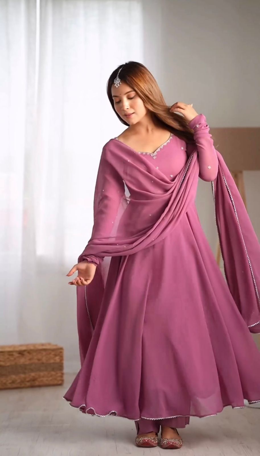 Pink Faux Georgette Lace Embroidery Work Sawar Suit - Image 3
