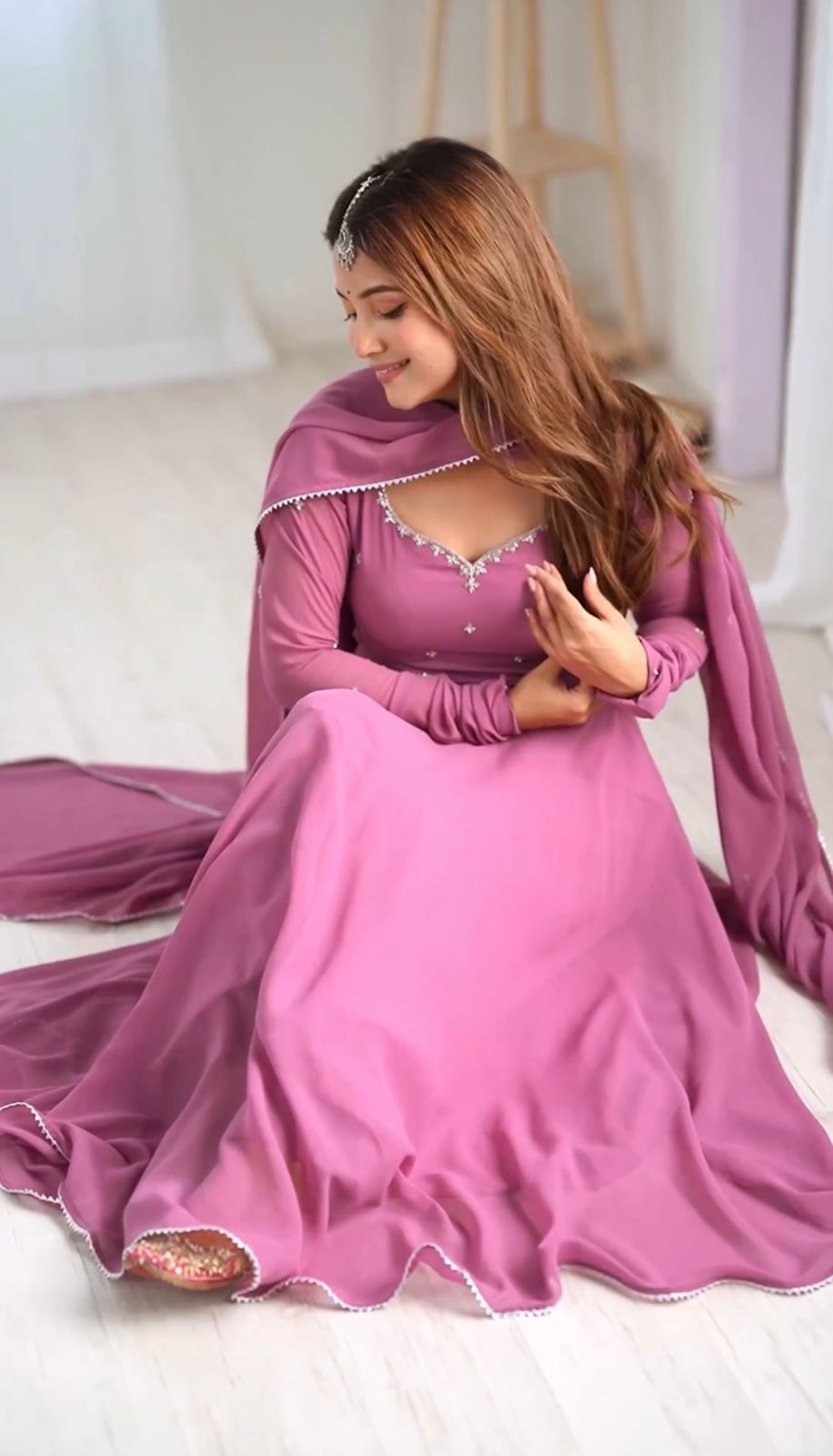 Pink Faux Georgette Lace Embroidery Work Sawar Suit - Image 2
