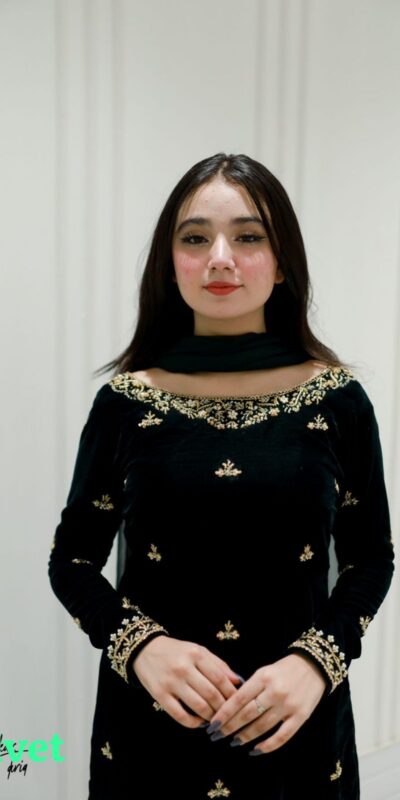 LG 2024 Green Velvet Salwar Suit with Lace Work & Embroidery Work. Festive Deal ₹1799. Delivery 4-6 Working Days. Shop now. | Jump Suits, Tops & Bottoms, Track Suits, Trendy Wear, Salwar suit, Designer Suits, Casual Suits, Creative suits, Palazzo Suits, Party Wear Suits, Patiala Suits, Straight Suits