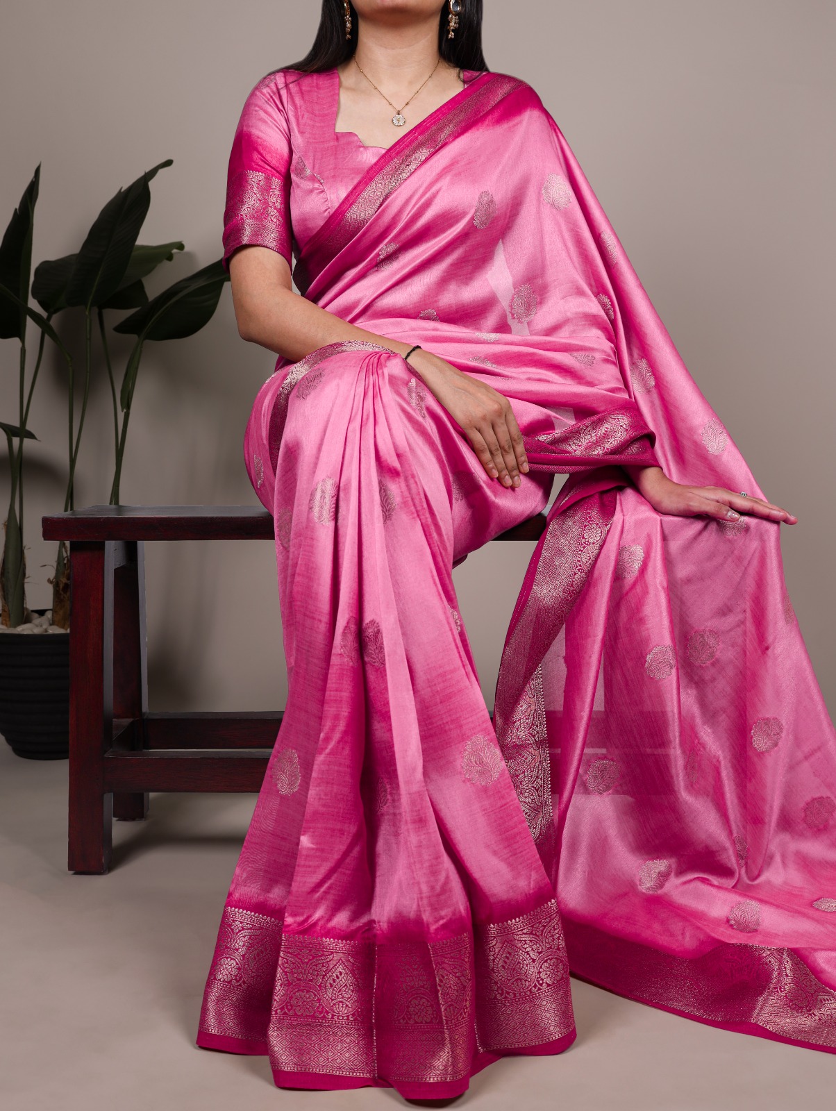 Pink Rumali Silk Zari Work Saree - Image 2