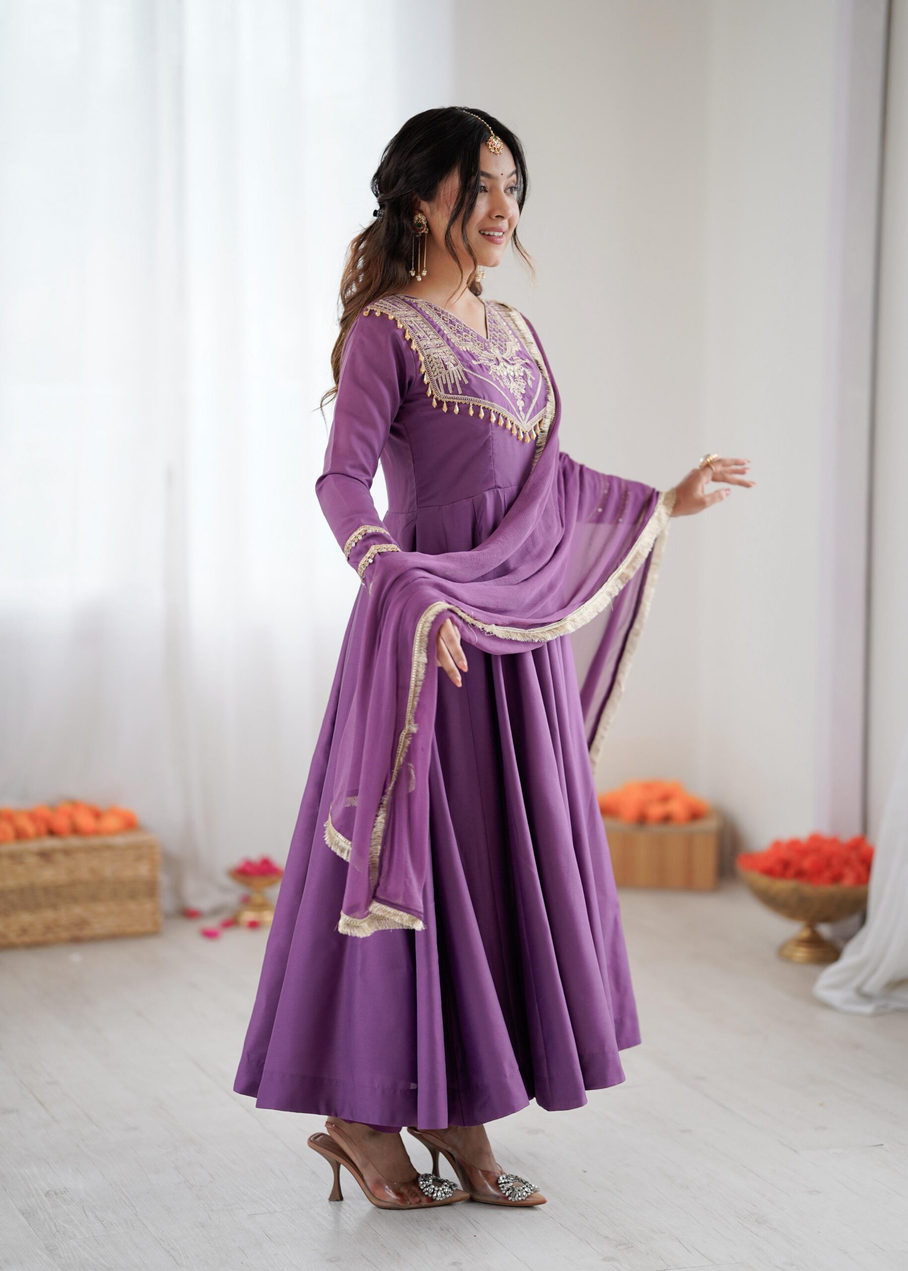Lavender Roman Silk Lace Work Border Gown - Image 3