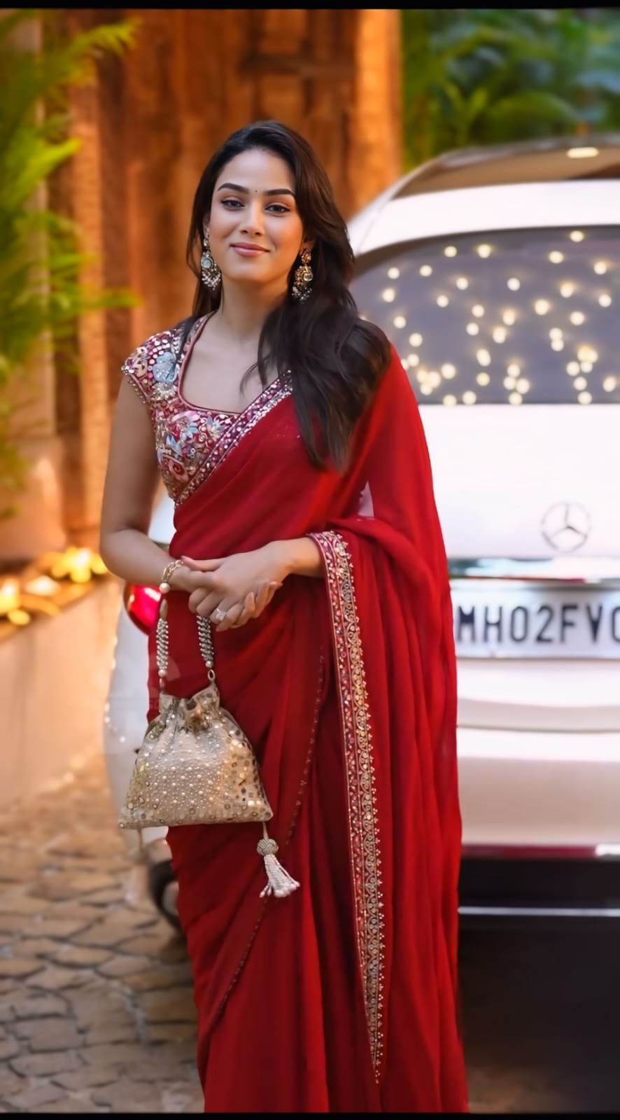 Red Rangoli Silk Lace Embroidery Work Saree - Image 5