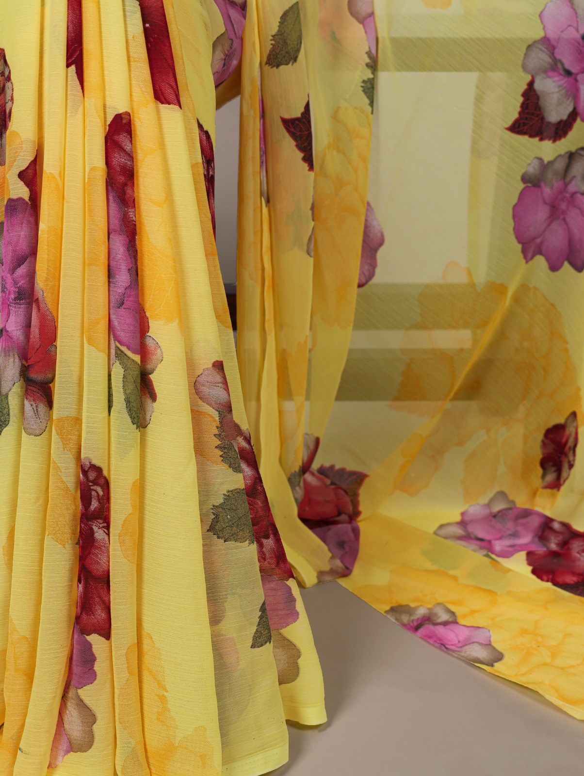 Yellow Chiffon Lace Work Saree - Image 3