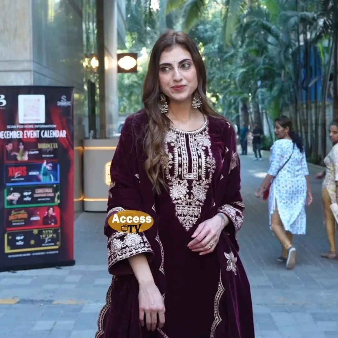 Maroon Velvet Embroidery Work Salwar Suit