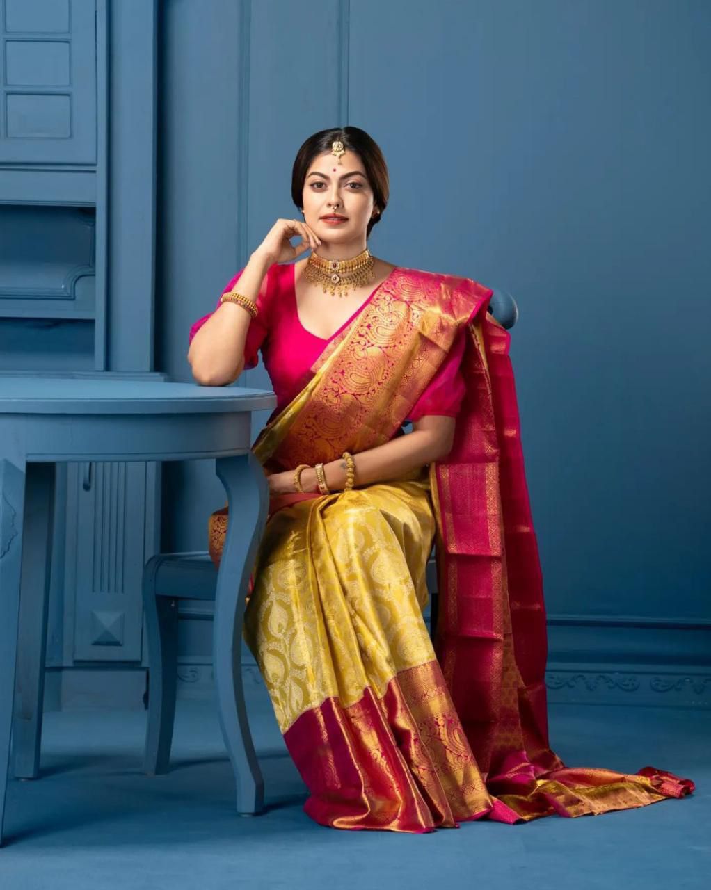 Mustered Soft Lichi Silk Border Lace Work Saree - Image 3