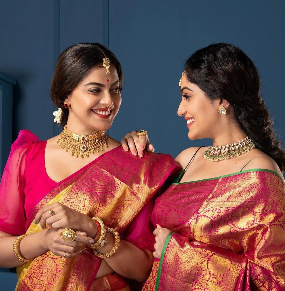 Mustered Soft Lichi Silk Border Lace Work Saree - Image 6