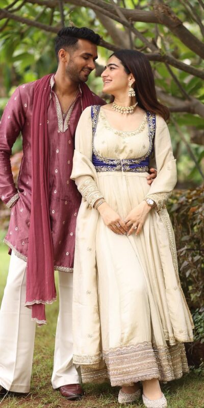 Off White Chinon Silk Thread Embroidery Salwar Suit