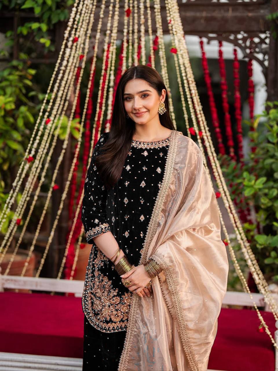 KD 1536 Black Viscose Velvet Thread Sequence Work Salwar Suit Wedding, Party, Festive, Events, Special Price ₹2399. Delivery 4-6 Working Days. Shop now. | Jump Suits, Tops & Bottoms, Track Suits, Trendy Wear, Salwar suit, Designer Suits, Casual Suits, Creative suits, Palazzo Suits, Party Wear Suits, Patiala Suits, Straight Suits