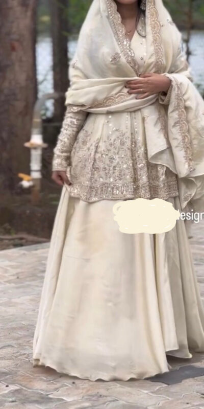 VLM 309 Off White Chinon Silk Salwar Suit with Embroidery Work & Lace Work. Get it for ₹2399. Delivery 4-6 Working Days. Shop now. | Jump Suits, Tops & Bottoms, Track Suits, Trendy Wear, Salwar suit, Designer Suits, Casual Suits, Creative suits, Palazzo Suits, Party Wear Suits, Patiala Suits, Straight Suits