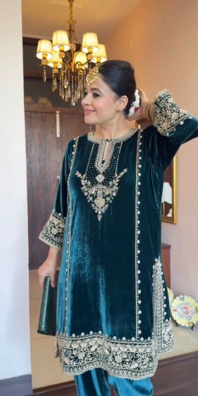 LG 2035 Peacock Blue in Velvet Embroidery Work & Lace Work Salwar Suit . Now at just ₹2049. Delivery 4-6 Working Days. Shop now. | Jump Suits, Tops & Bottoms, Track Suits, Trendy Wear, Salwar suit, Designer Suits, Casual Suits, Creative suits, Palazzo Suits, Party Wear Suits, Patiala Suits, Straight Suits