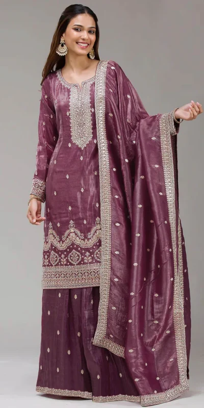FC 2103 Onion Fancy Gold Crush Salwar Suit Perfect for Wedding, Party, Haldi, Onam, Festival Celebrations – . Get it for ₹2549. Delivery 4-6 Work | Jump Suits, Salwar suit, Designer Suits, Casual Suits, Creative suits, Palazzo Suits, Party Wear Suits, Patiala Suits, Straight Suits