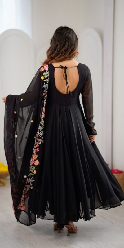 NSR 901 Black Faux Georgette Salwar Suit with Lace Work & Embroidery Work. Introductory Price ₹2099. Delivery 4-6 Working Days. Shop now. | Jump Suits, Salwar suit, Designer Suits, Casual Suits, Creative suits, Palazzo Suits, Party Wear Suits, Patiala Suits, Straight Suits