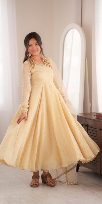 SRK 5355 Off White Doremon Crush Gown with Lace Work & Mirror Work. Exclusive Offer ₹2099. Delivery 4-6 Working Days. Shop now. | Gowns, Bollywood Gowns, Creative Gowns, Designer Gowns, Embroidered Gowns, Party Wear Gowns