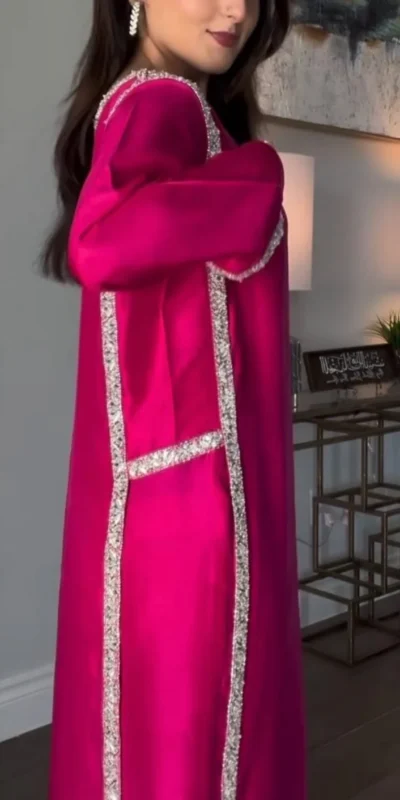 Alternative view of Stylish Pink Natural Crep Breads Work Salwar Suit