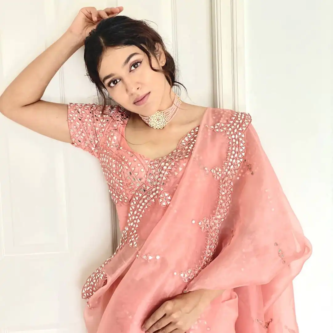 KD 215 Peach Saree : Original Organza Blouse : Banglori Silk Work : Beautiful Embroidery With Real Mirror Work Party, Wedding @1499/- | Sarees, Bollywood Sarees, Creative Sarees, Designer Sarees, Embroidered Sarees, Modern Digital sarees, Party Wear Sarees