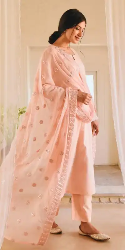 SSR 307 Orange Top : Heavy Faux Georgette Work : Fancy Thread Embroidery Work Glorious Orange Color Heavy Georgette Designer Salwar Suit @1649/- Only | Salwar suit, Designer Suits, Casual Suits, Creative suits, Party Wear Suits, Straight Suits