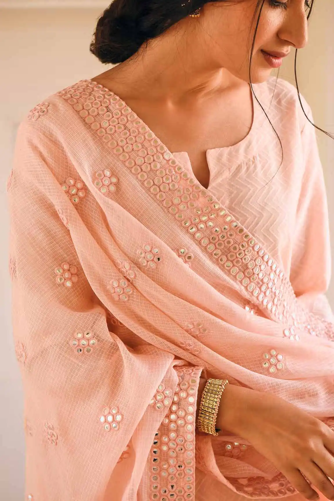 SSR 307 Orange Top : Heavy Faux Georgette Work : Fancy Thread Embroidery Work Glorious Orange Color Heavy Georgette Designer Salwar Suit @1649/- Only | Salwar suit, Designer Suits, Casual Suits, Creative suits, Party Wear Suits, Straight Suits