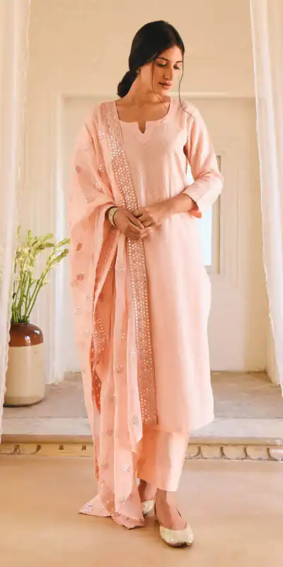 SSR 307 Orange Top : Heavy Faux Georgette Work : Fancy Thread Embroidery Work Glorious Orange Color Heavy Georgette Designer Salwar Suit @1649/- Only | Salwar suit, Designer Suits, Casual Suits, Creative suits, Party Wear Suits, Straight Suits