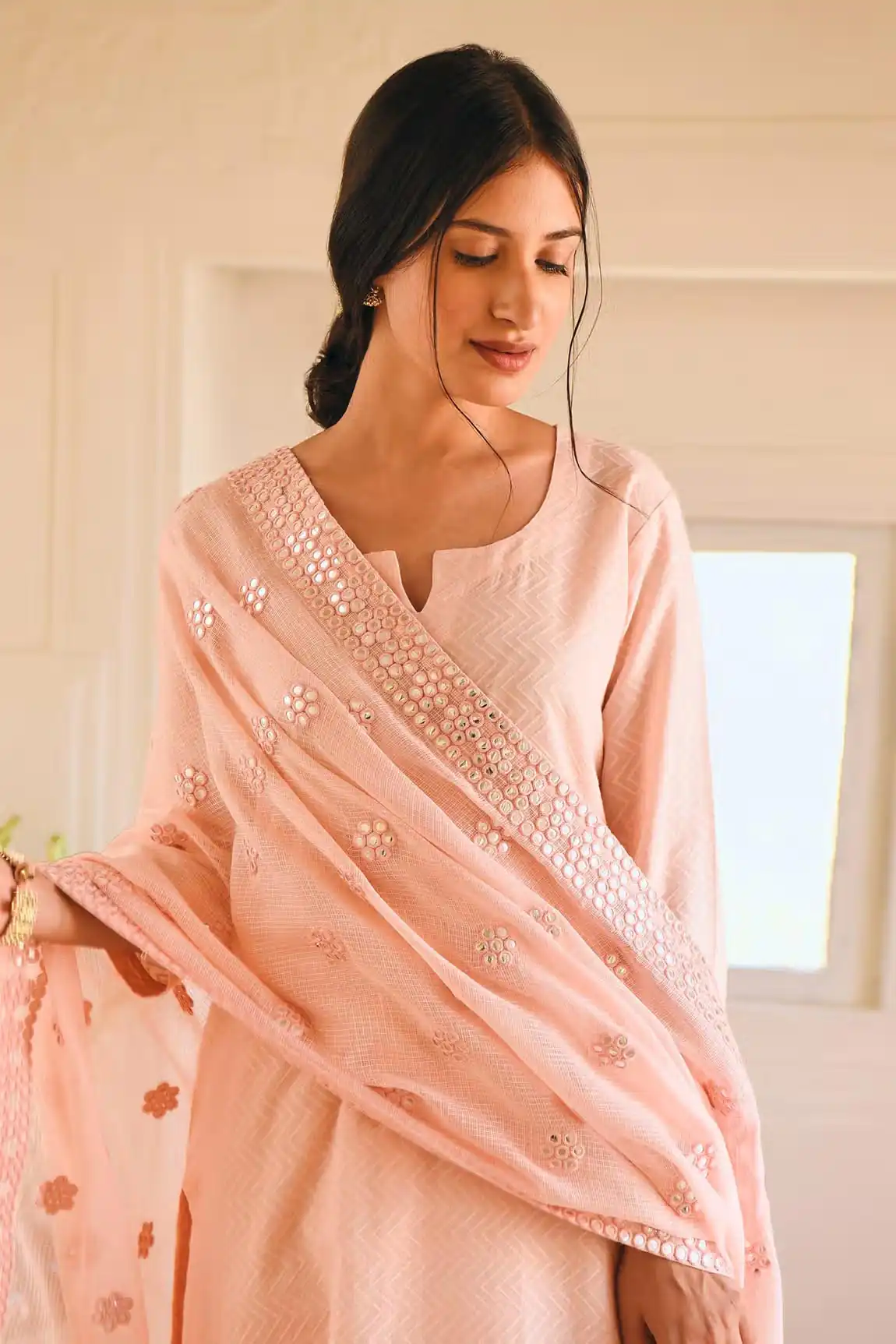 SSR 307 Orange Top : Heavy Faux Georgette Work : Fancy Thread Embroidery Work Glorious Orange Color Heavy Georgette Designer Salwar Suit @1649/- Only | Salwar suit, Designer Suits, Casual Suits, Creative suits, Party Wear Suits, Straight Suits