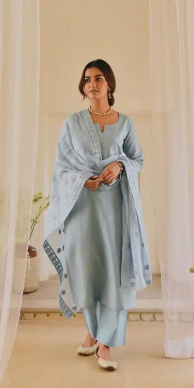 SSR 307 Grey Top : Heavy Faux Georgette Work : Fancy Thread Embroidery Work Glorious Grey Color Heavy Georgette Designer Salwar Suit @1649/- Only | Salwar suit, Designer Suits, Casual Suits, Creative suits, Party Wear Suits, Straight Suits