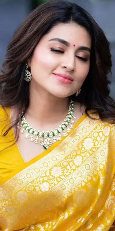 DDF Yellow Zalar Color Banarasi Soft Silk Ordinary Design Saree Casual, Party Wear, Wedding, Events, Etc. Expected Delivery 4-6 Working Days 1399/- | Sarees, Bollywood Sarees, Creative Sarees, Designer Sarees, Embroidered Sarees, Ethnic Saree, Modern Digital sarees, Party Wear Sarees