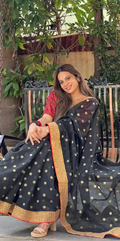 JR 502 Black Color Heavy Cotton Zequerd Butti Saree Casual, Party Wear, Wedding, Events Etc. Expected Delivery 4-6 Working Days 1499/- | Sarees, Bollywood Sarees, Creative Sarees, Designer Sarees, Embroidered Sarees, Ethnic Saree, Modern Digital sarees, Party Wear Sarees