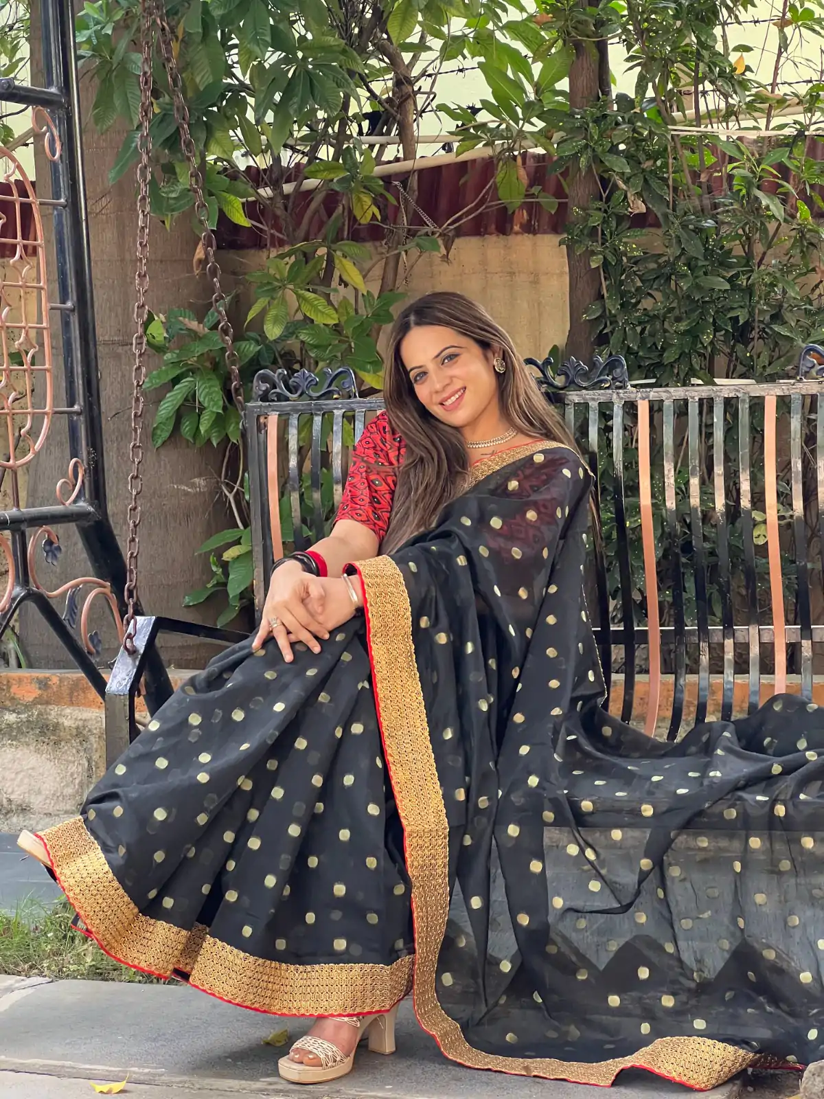 JR 502 Black Color Heavy Cotton Zequerd Butti Saree Casual, Party Wear, Wedding, Events Etc. Expected Delivery 4-6 Working Days 1499/- | Sarees, Bollywood Sarees, Creative Sarees, Designer Sarees, Embroidered Sarees, Ethnic Saree, Modern Digital sarees, Party Wear Sarees