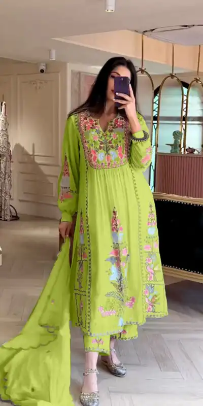 AD 118 Green Color Georgette Embroidery Work Salwar Suit Casual, Wedding, Festive, Events Etc. Expected Delivery  4-6 Working Days @1950/- | Jump Suits, Salwar suit, Designer Suits, Casual Suits, Creative suits, Palazzo Suits, Party Wear Suits, Straight Suits