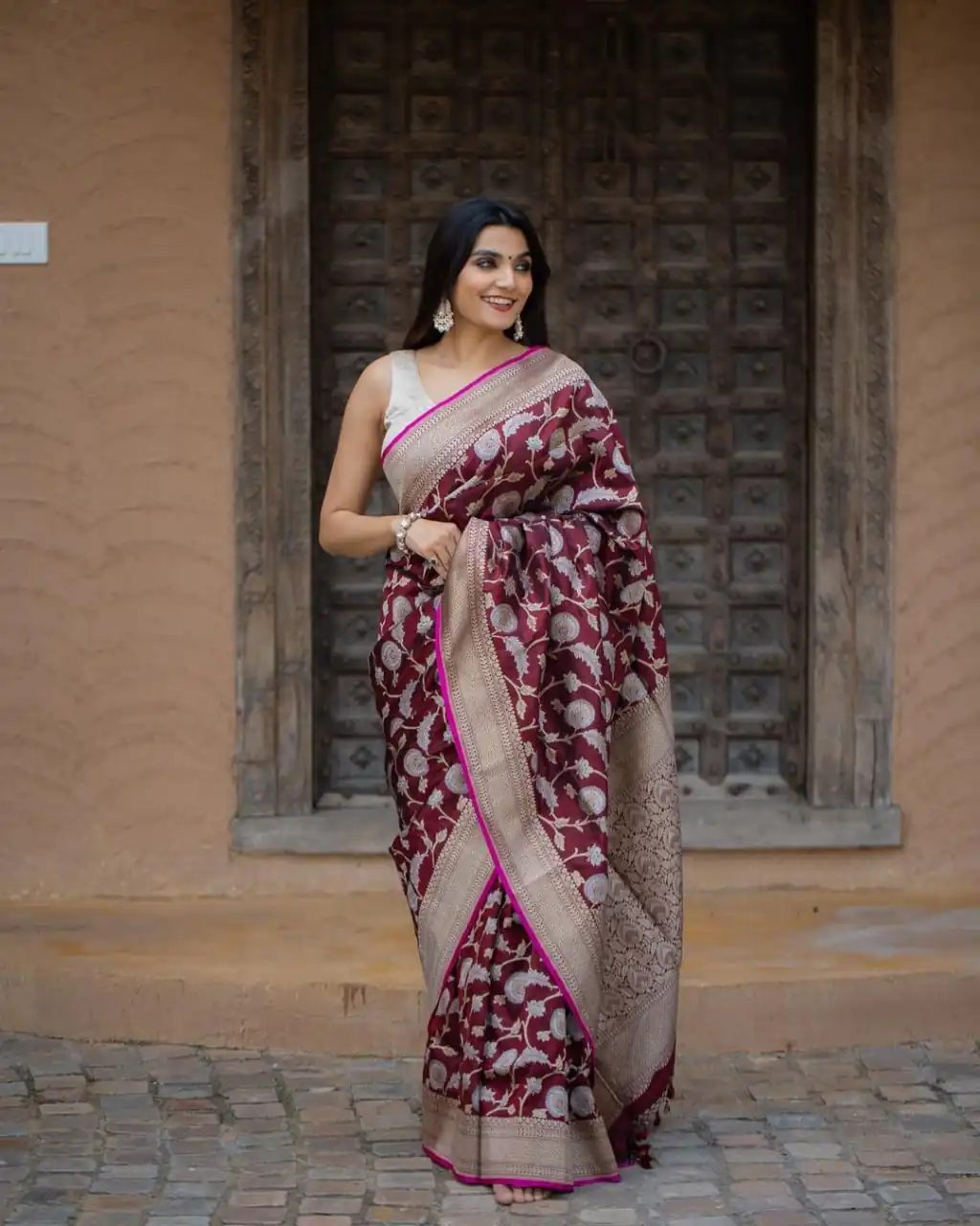 DDF VELLY Maroon Color Soft Lichi Silk With Ordinary Design Saree Casual, Party Wear, Wedding, Events Etc. Expected Delivery 4-6 Working Days 1499/- | Sarees, Bollywood Sarees, Creative Sarees, Designer Sarees, Embroidered Sarees, Ethnic Saree, Modern Digital sarees, Party Wear Sarees