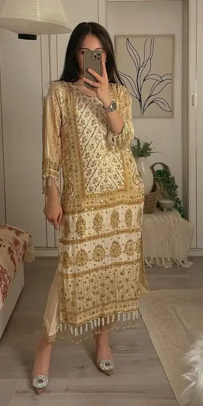 LG 1829 Off White Color Georgette Sequence Embroidery Work Salwar Suit Casual, Wedding, Festive, Events Etc. Expected Delivery 4-6 Working Days @1999/- | Salwar suit, Designer Suits, Casual Suits, Creative suits, Party Wear Suits, Patiala Suits, Straight Suits