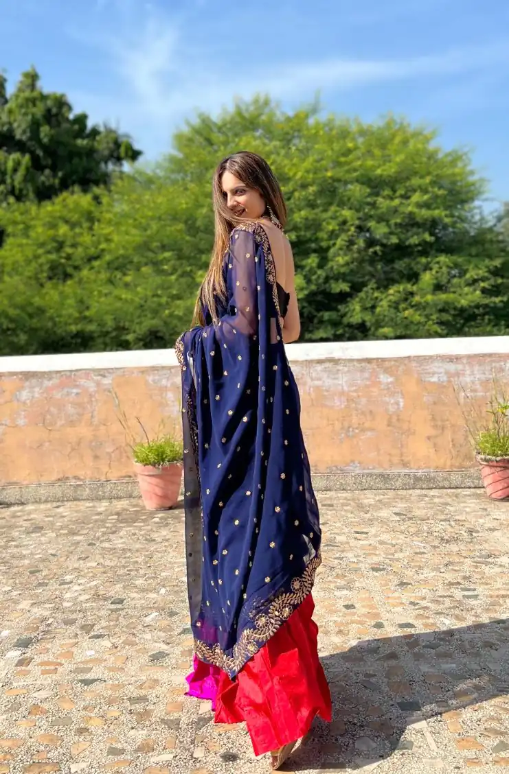 JR 612 Navy Blue Color Georgette With Embroidery Work Saree Casual, Party Wear, Wedding, Events Etc. Expected Delivery 4-6 Working Days 1649/- | Sarees, Bollywood Sarees, Creative Sarees, Designer Sarees, Embroidered Sarees, Ethnic Saree, Modern Digital sarees, Party Wear Sarees