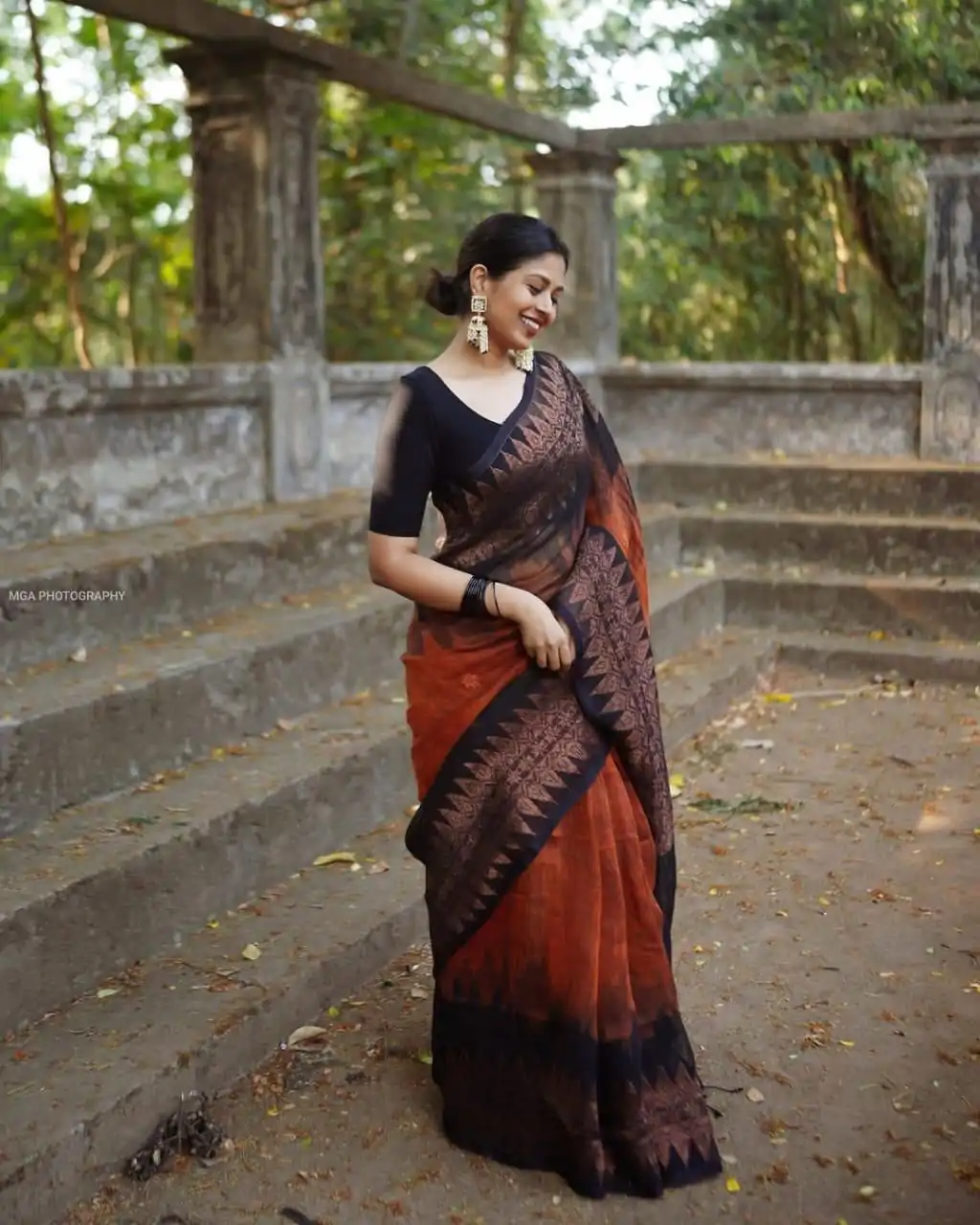 KP 5053 Black & Orange Color Soft Lilan Slab Weaving Work Saree Casual, Party Wear, Wedding, Events Etc. Expected Delivery 4-6 Working Days @1499/- | Sarees, Bollywood Sarees, Creative Sarees, Designer Sarees, Embroidered Sarees, Ethnic Saree, Modern Digital sarees, Party Wear Sarees